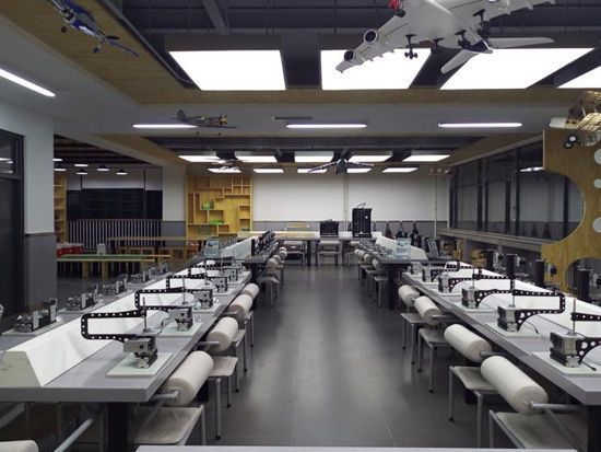 实验室设备的使用和维修要仔细